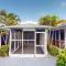 Perfectly Located in the Heart of Seven Mile Beach apts