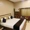 Hotel Merakee - Near Dahisar Mira Road Mumbai - مومباي
