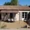 Pretty holiday home near the centre of Buisson