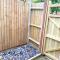 Stunning 1-bedroom annexe flat with own entrance near London - Ewell