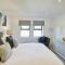 Host & Stay - Beach Pad - Уитби
