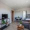 Lucid Dream Apt. |Bozinis
