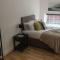 Cozy and Modern 2-bed apartment - Swansea