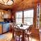 Blue Ridge Cozy Cabin in the Woods with Hot Tub!