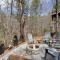 Blue Ridge Cozy Cabin in the Woods with Hot Tub!