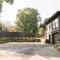 Ode to the 70s creative private home with pool