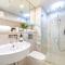 Zen Sea View 2BR, 2BA Penthouse