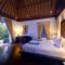 Aventus Luxury Beachfront Villa Gianyar - غيانيار