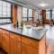 Centric Modern Loft w/ King Beds
