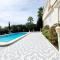 House With Pool In La Siesta