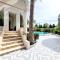 House With Pool In La Siesta