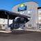 Days Inn & Suites by Wyndham Yorkton