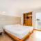 Apto con Terraza 103