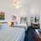Surf & Sand Inn