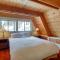 Donner Lake Views Rustic Truckee Cabin! - تروكي
