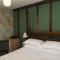 The Sun Hotel