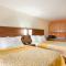 Days Inn & Suites by Wyndham Caldwell - Caldwell