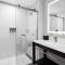 Four Points by Sheraton Flushing - Куинс