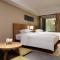 Courtyard by Marriott Hakuba