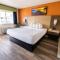 Days Inn by Wyndham Monterey Downtown - Монтерей