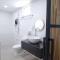 Greenery Studio, Kubot a Sentral
