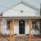 Charming Cuvée Cottage, 2 blocks to downtown! - Carlton