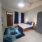 Spacious Holiday Let Wi-Fi & Private Amenities Oyibi