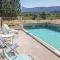 Lovely Home In Malaucène With Kitchen