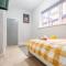 Lavish 2- bedroom Flat with Free Parking - Birmingham