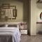 Laura Suites