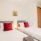 Delphine Lodge, Meadow View Lodges