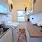 Sydney Meets Miranda, Comfy 4 Bedrooms Corner House