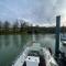 Charmant bateau sur la Marne - La Ferté-sous-Jouarre