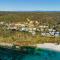 Sea Point at Hyams Beach - Hyams Beach