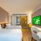 Holiday Inn Shanghai Huaxia by IHG - overlooking city scenery at Sky View Restaurant
