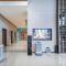Guangzhou Baiyun Airport MeHood Liz Hotel Free Shuttle Bus To Airport