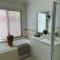 Lakefront Beauty ! Pet friendly