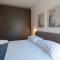 AureaLiving - Trastevere Suite with Rooftop & Gym, Your place in Rome - Rzym