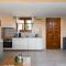 Aloe Seaview Apartments with private Hot Tub by Konnect