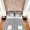 SQUARE 16 Apartman - Absolutely Central Location with Self Check In - Сомбатгей