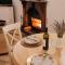 The Romantic Pink English Cottage at Tamborine Mountain