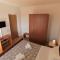 Apartments with pool Albina - Umag