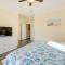 Emerald Isle Vacation Home Walk to Beach!