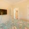 Emerald Isle Vacation Home Walk to Beach!
