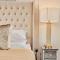 Deluxe City Apt, River Canal View& Free Parking!