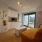 Appartement T2 avec Terrasse à 300m de la Plage de Saint-Georges-de-Didonne - FR-1-550-32