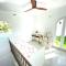 Modern Townhouse 7 mins walk from the beach and 15 mins from port