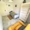 Modern Townhouse 7 mins walk from the beach and 15 mins from port
