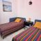 Apartamento de Don Huberto, Los Locos