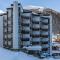 Élégant 3 pièces rénové avec balcon, cœur de Val-dIsère, proche commodités - FR-1-694-1